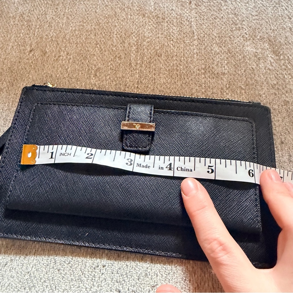 Kate spade black clutch - Picture 7 of 7